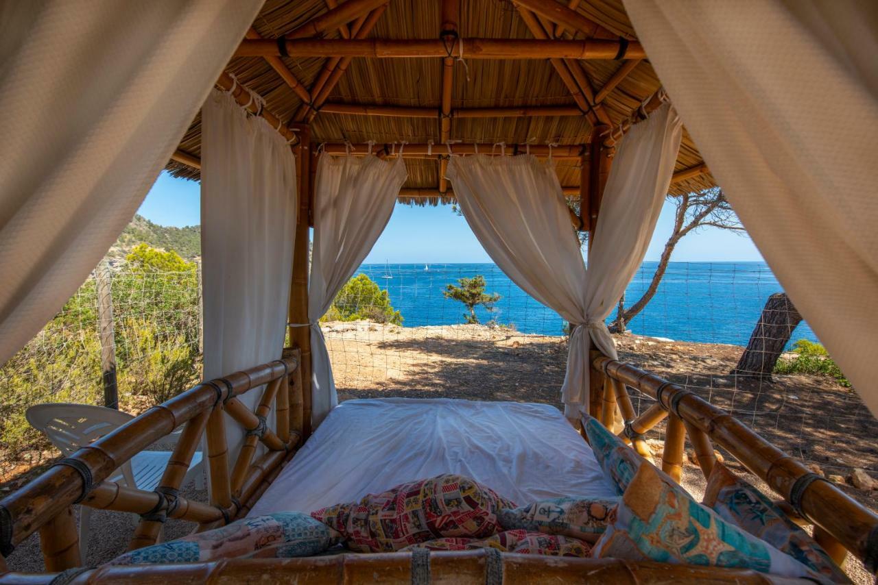 Hostal Cala Boix เอสกานา ภายนอก รูปภาพ