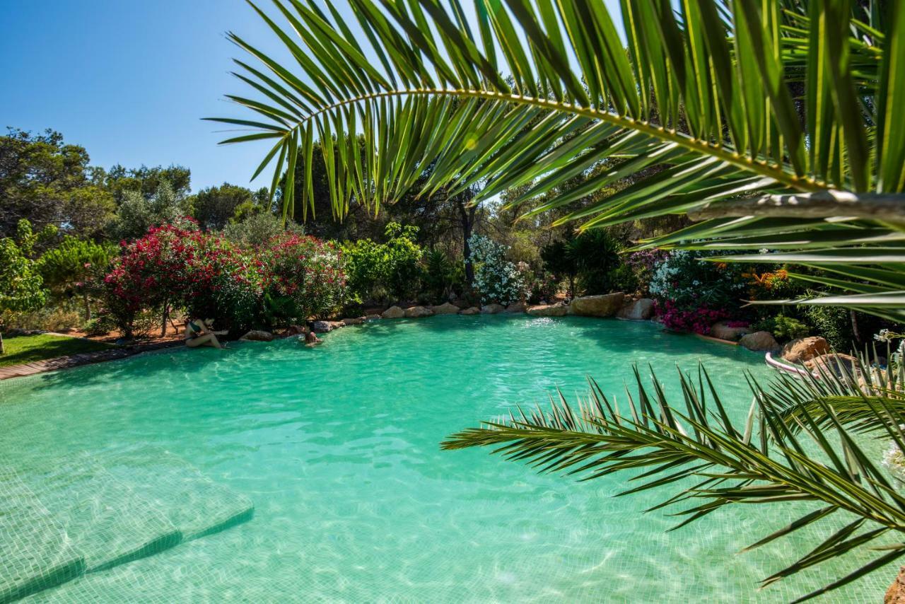 Hostal Cala Boix เอสกานา ภายนอก รูปภาพ